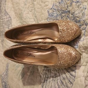 Rose gold/Gold Sparkle platform/heel Dress Shoe by De Blossom Collection Sz 9 US